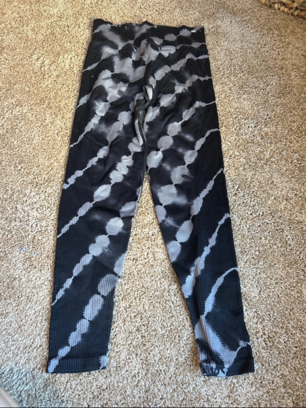 Women’s Pink Active Black & Gray Tie-Dye Leggings